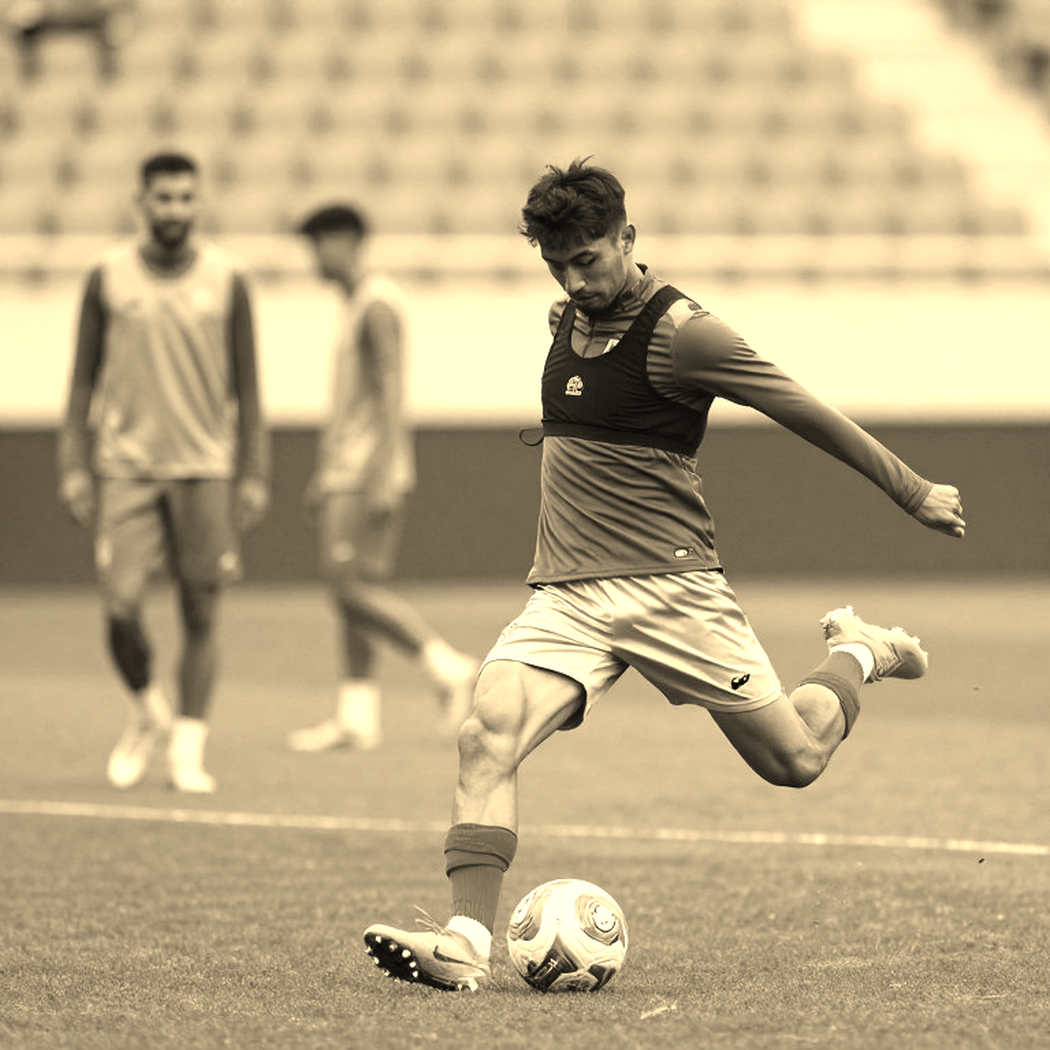 JJ Gabriel, mốc 16 tuổi và bài toán Manchester United không thể giải bằng tiền