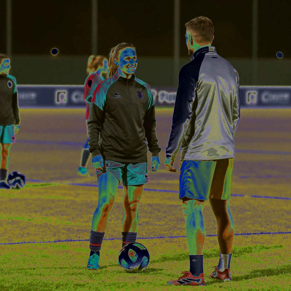 Ba trung vệ ở World Cup 2026: Khi nỗi sợ khoác áo tiến bộ