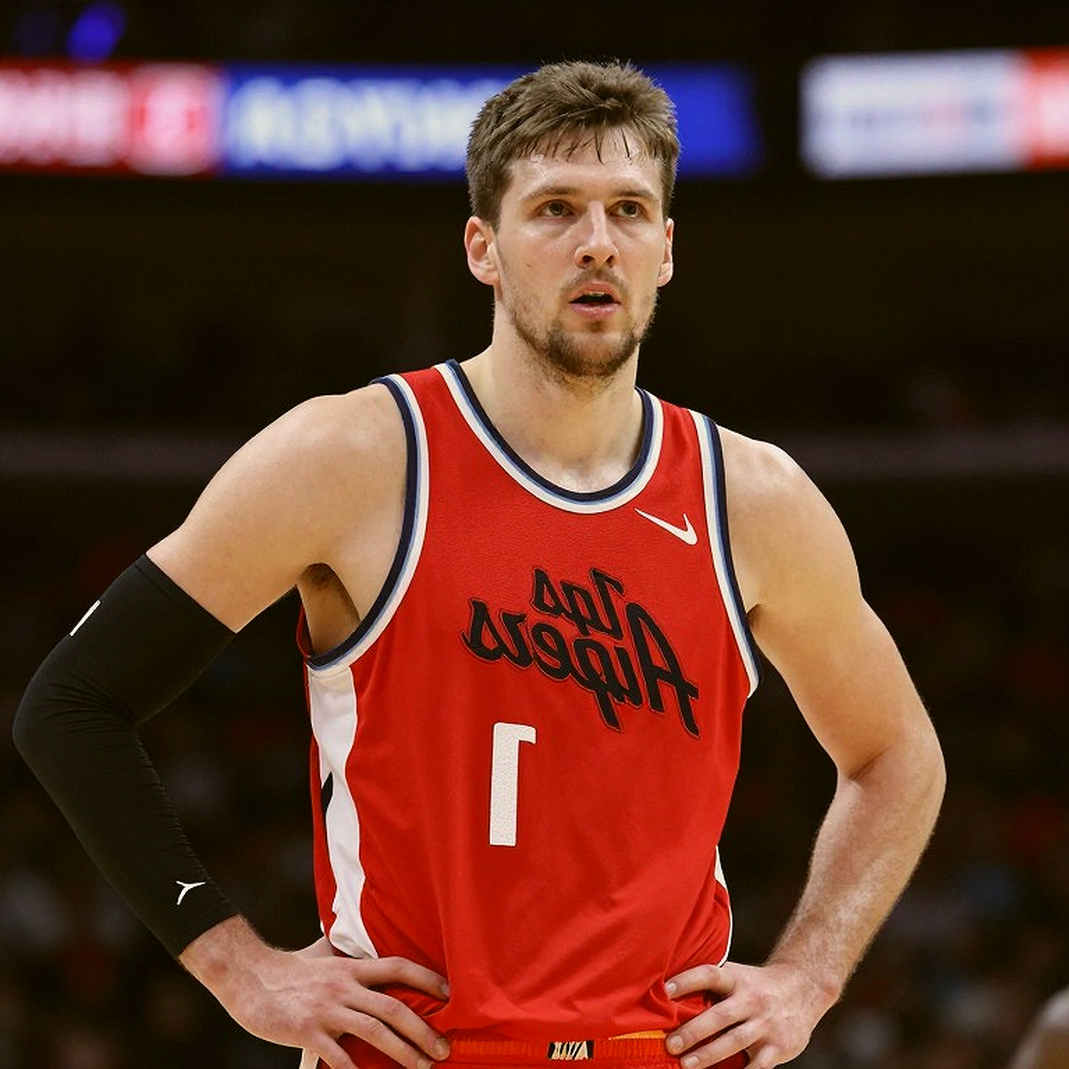NBA Tells Teams the 2027-28 Salary Cap Rises to $176M: The Crack Named 6.7% versus 8% NBA Tells Teams the 2027-28 Salary Cap Rises to $176M: The Crack Named 6.7% versus 8%