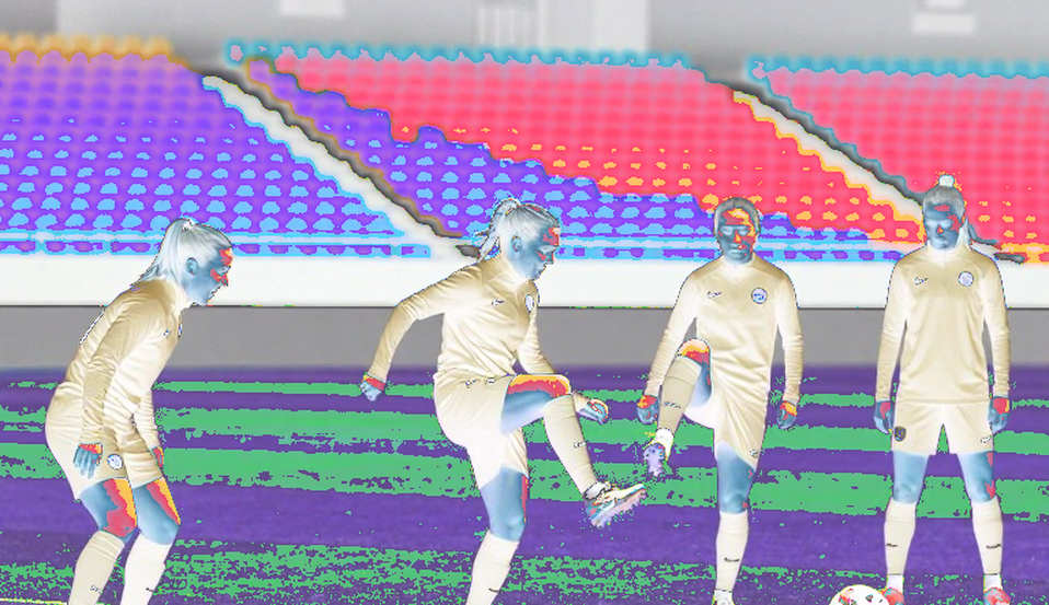 Nguyễn Xuân Son - Từ vua phá lưới ASEAN Cup đến chiếc SUV 600 triệu: Câu chuyện về sự ghi nhận và những khoảng lặng của sân cỏ