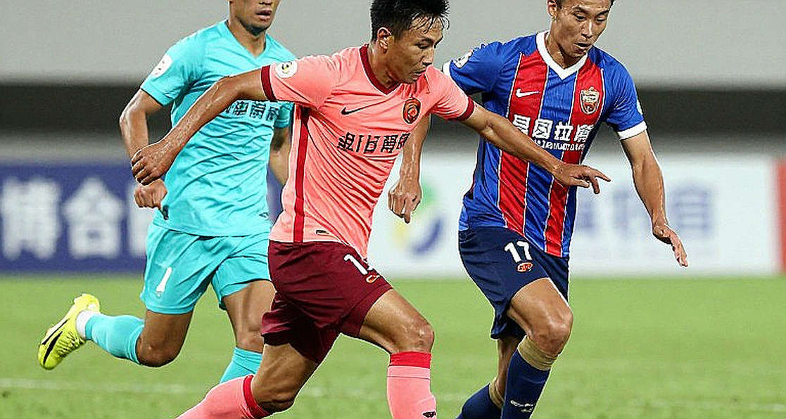 Nguyễn Xuân Son - Từ vua phá lưới ASEAN Cup đến chiếc SUV 600 triệu: Câu chuyện về sự ghi nhận và những khoảng lặng của sân cỏ Nguyễn Xuân Son - Từ vua phá lưới ASEAN Cup đến chiếc SUV 600 triệu: Câu chuyện về sự ghi nhận và những khoảng lặng của sân cỏ